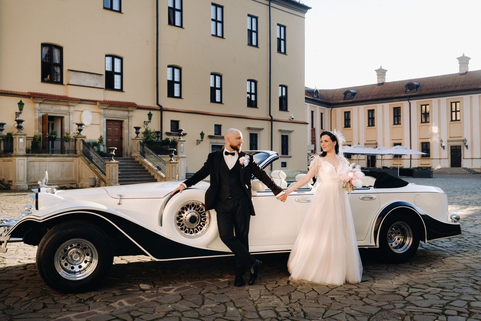Elegant Luxury Transportation Moments — Royal Ride Fleets