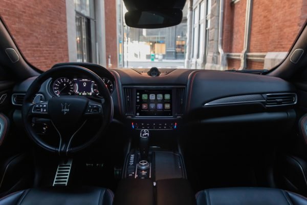 Maserati Levante 2017 inner